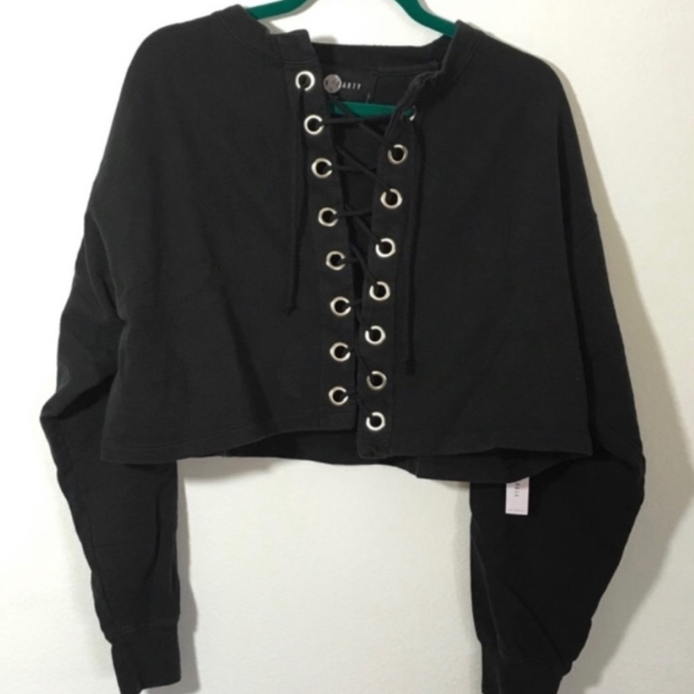 Cropped sweatshirt 🖤
